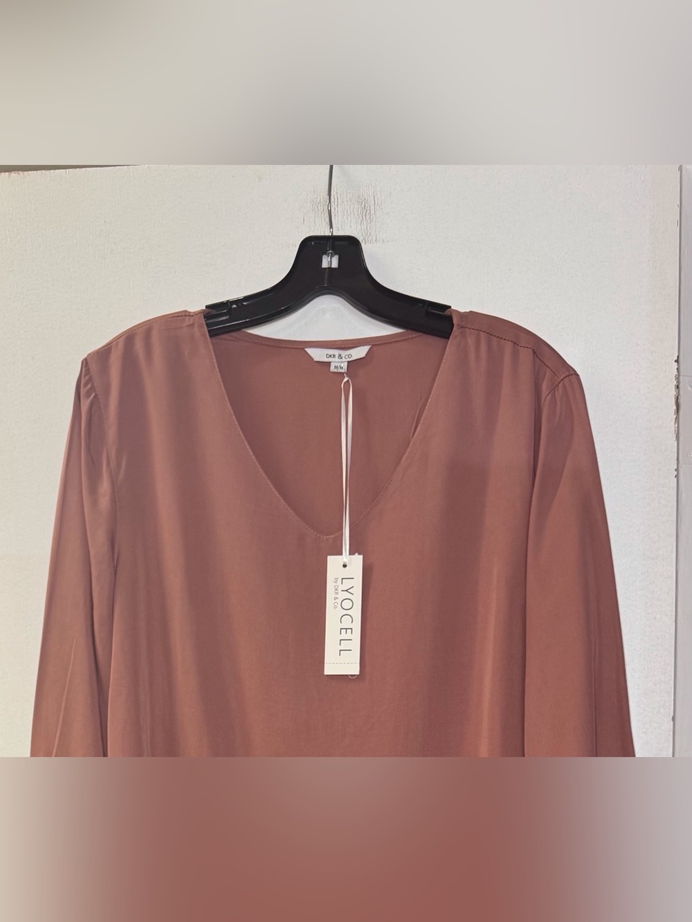 DKR Apparel Lyocell Tulip Hem Tunic Top-Rose - Picture 6 of 8